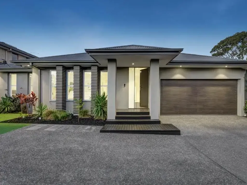 Parkside Living Meets Bayside Luxury