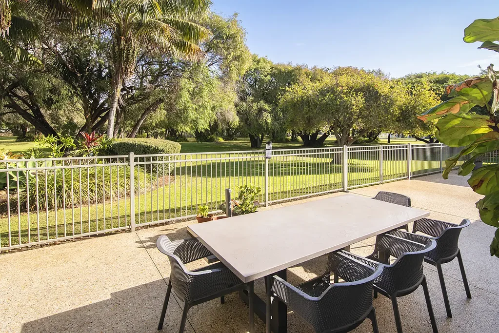 West Busselton 4غرفة نوم Magical Beachside Setting with Parkland Peace