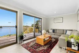 84 River Road, Shoalhaven Heads