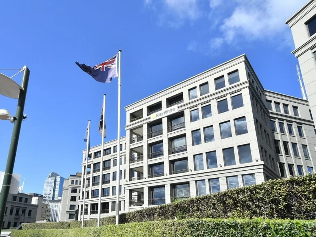 Auckland Central Bespoke Full Floor