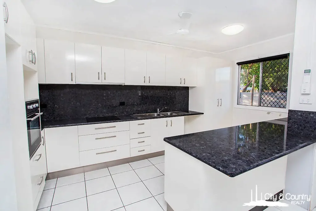 Mount Isa 4房  46 Noakes Avenue – Spacious Family Living in a Peaceful Pocket