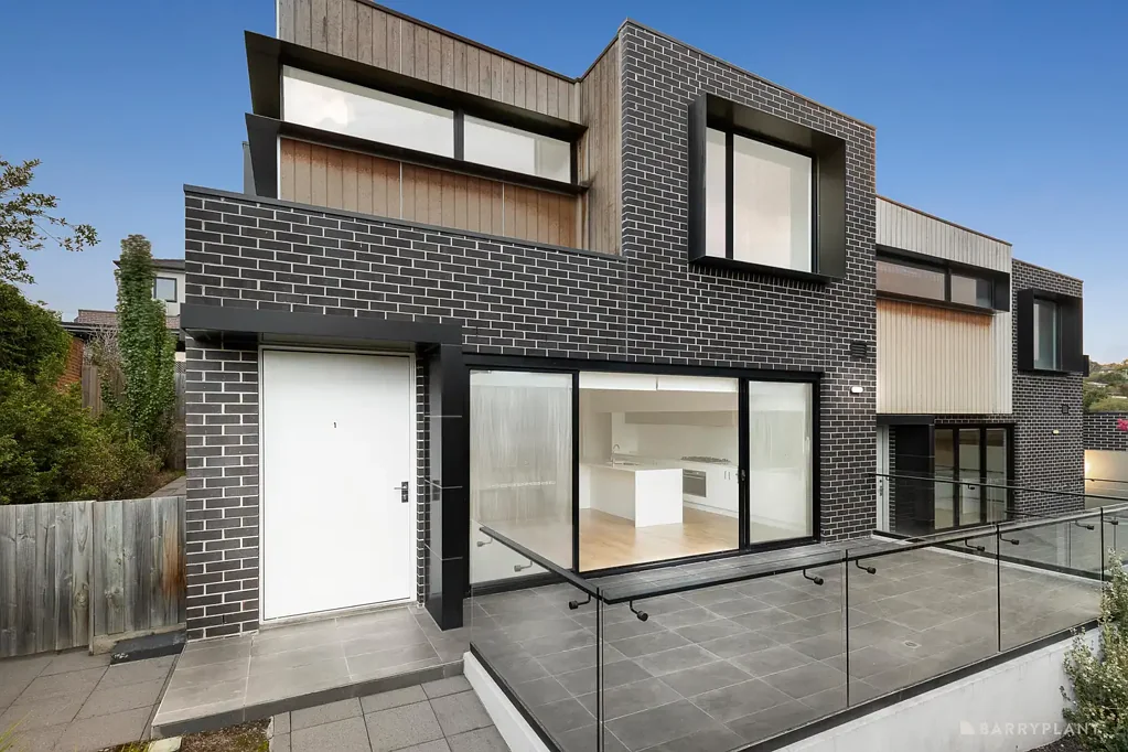 1/4 Judith Court, Doncaster, VIC 3108