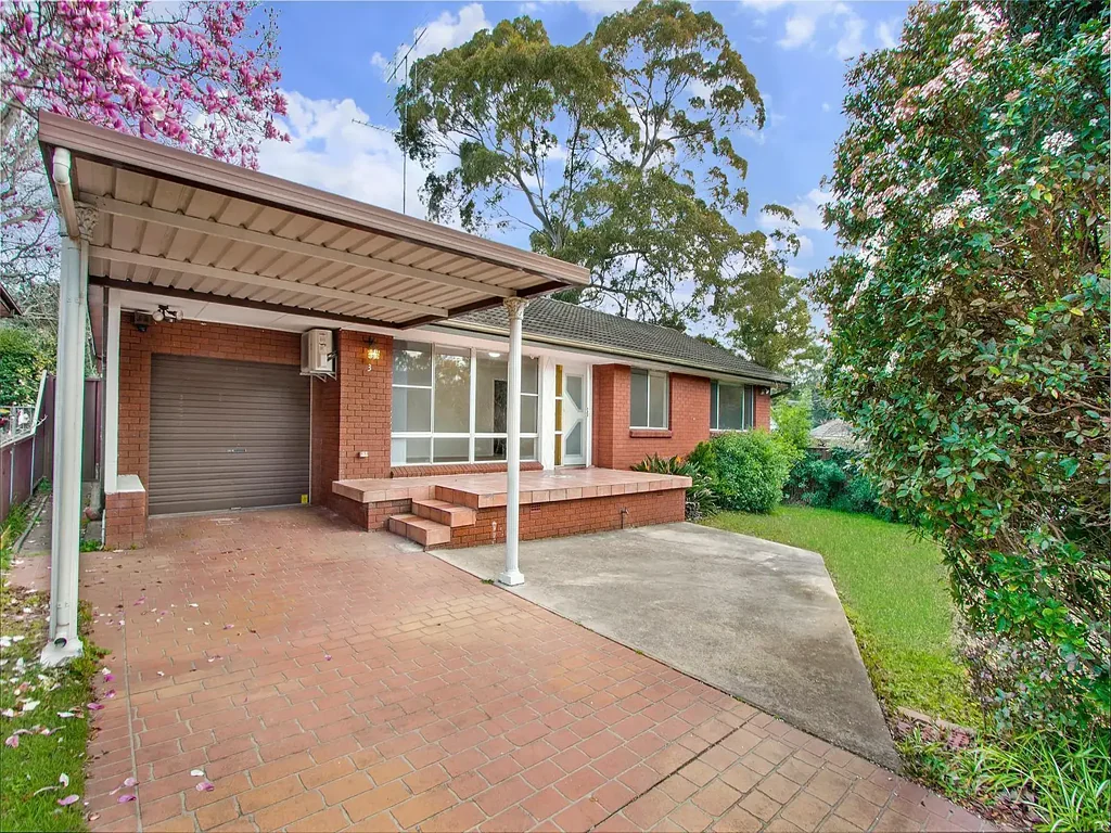 Easy access to an all-weather terrace looking over pool