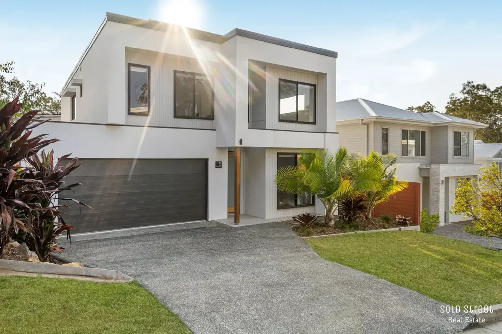 5 Maple Court, Arundel, QLD 4214
