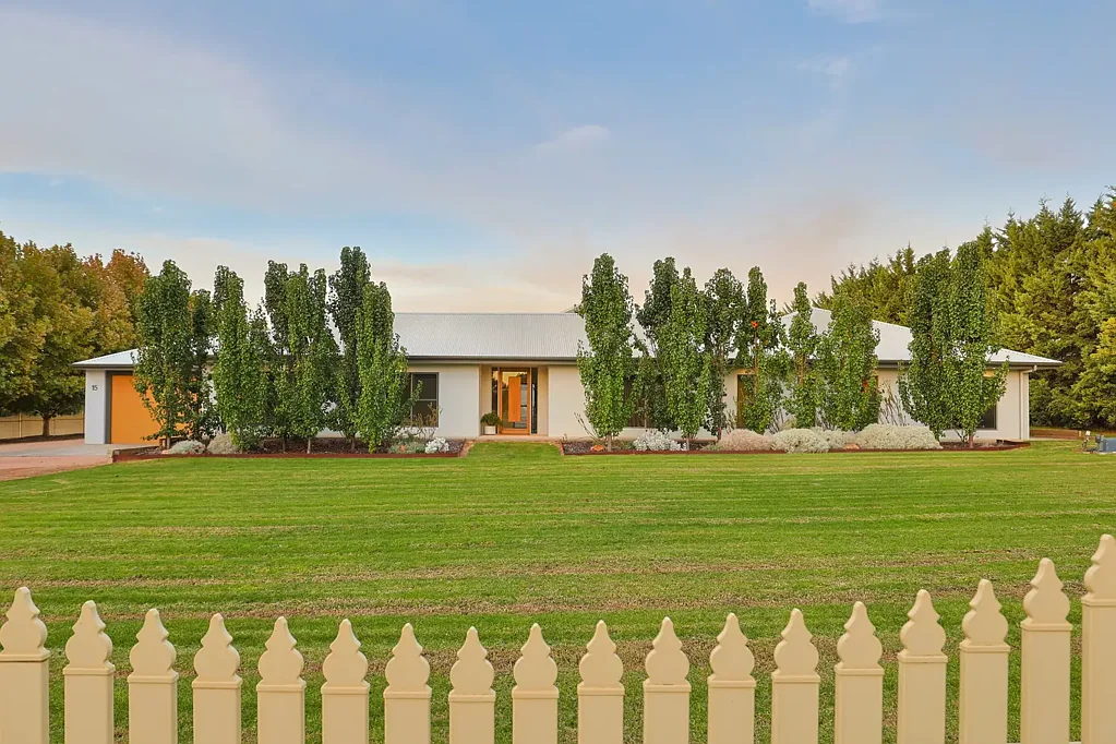 15 Murray Street, Gol Gol, NSW 2738