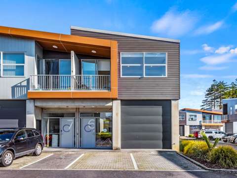 Albany  MUST BE SOLD – SENSATIONAL OPPORTUNITY  