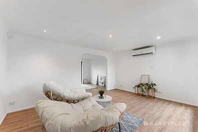 2/71 Henry Street, St Albans, VIC 3021, 3 slaapkamers, 1 badkamers, Unit