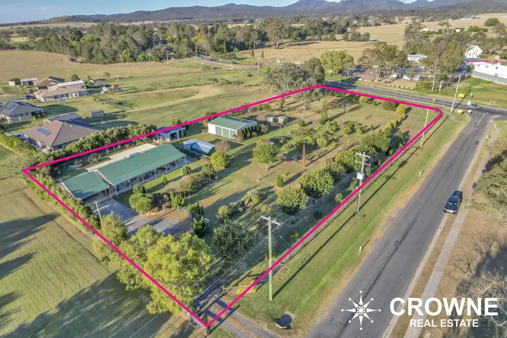 Peak Crossing 4ਬੈੱਡਰੂਮ Rural Charm with City Convenience – Acreage Living Just 15 Mins to Ipswich CBD