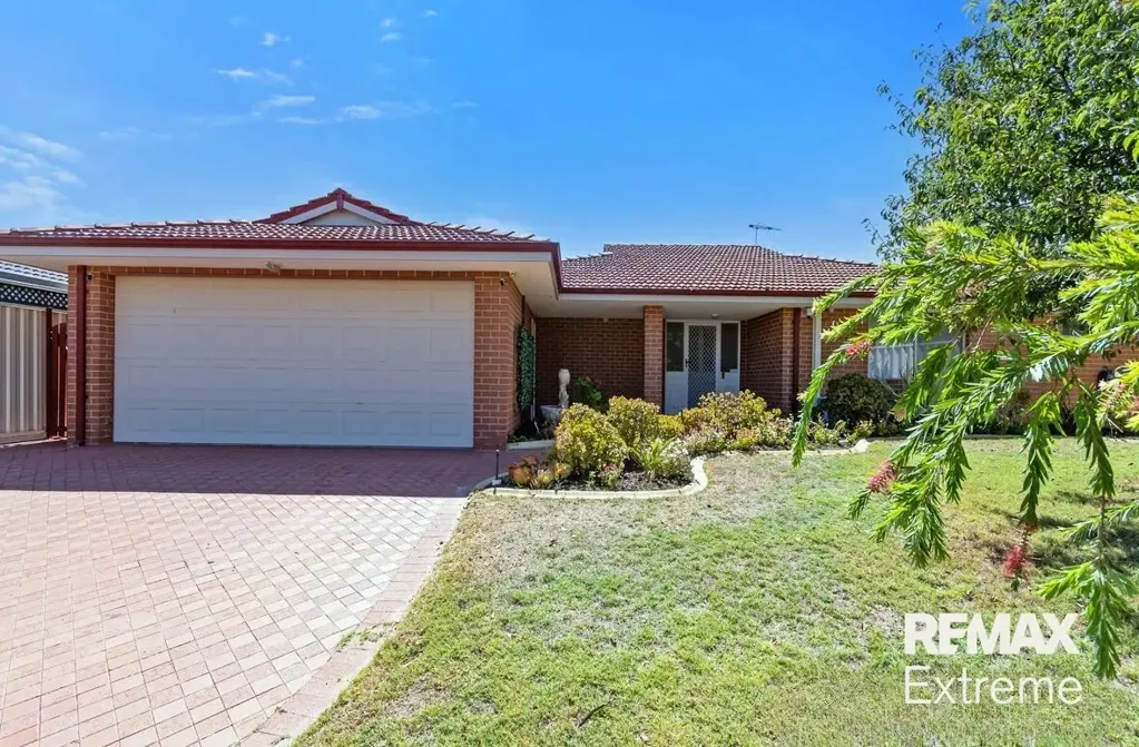 Spacious 4x2 plus Study, Family Home in Quinns Rocks
