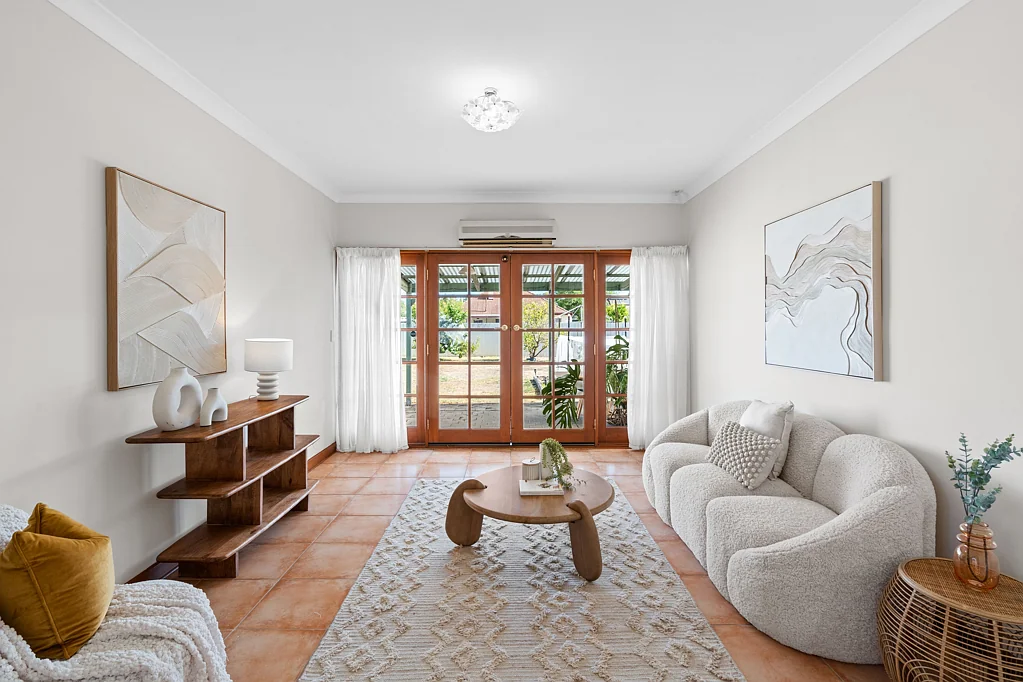 3 Cungena Avenue, Park Holme, SA 5043