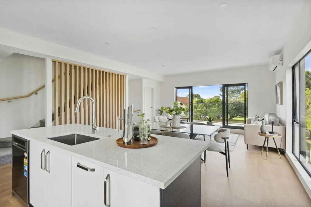Brand New 3 bedroom 2 bathroom luxury