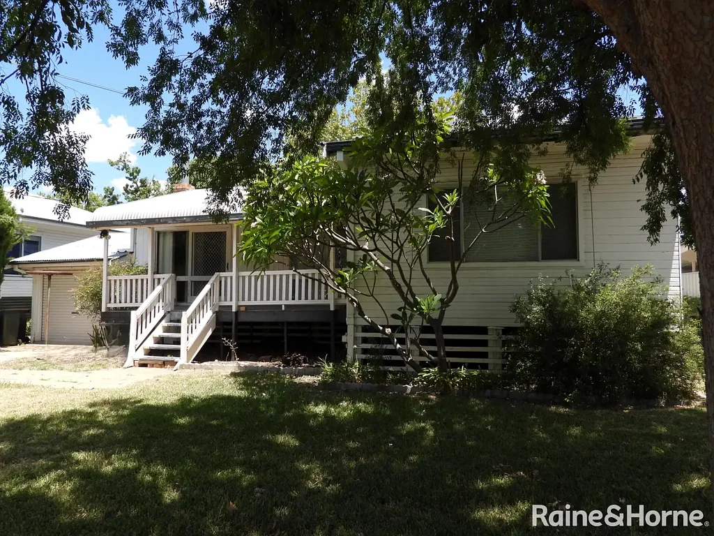 11 Belgravia Street, Moree, NSW 2400