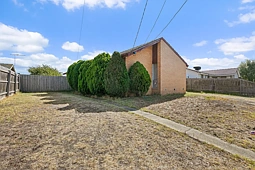 6 Emslie Street, Sunshine West
