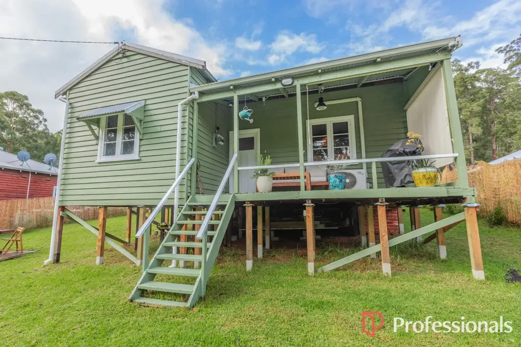 Quinninup 2Kwarto Looking for that perfect cottage home in the Southern Forest? - look no further!!