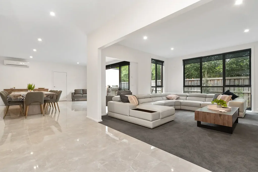 Fully furnished beachside home