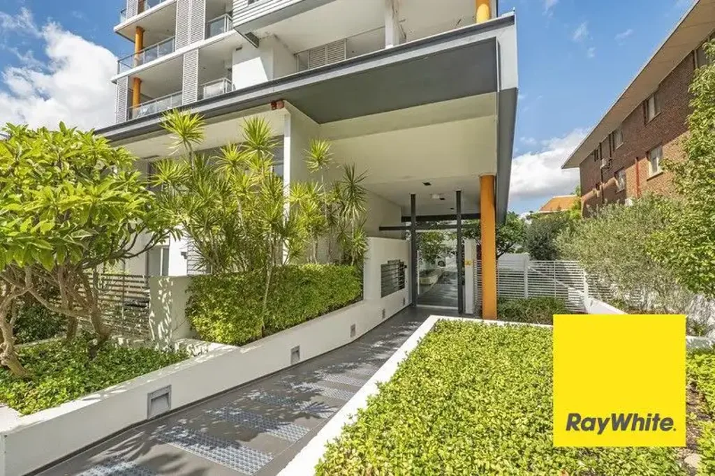 West Perth 2Kwarto Elevated Style, Effortless Living