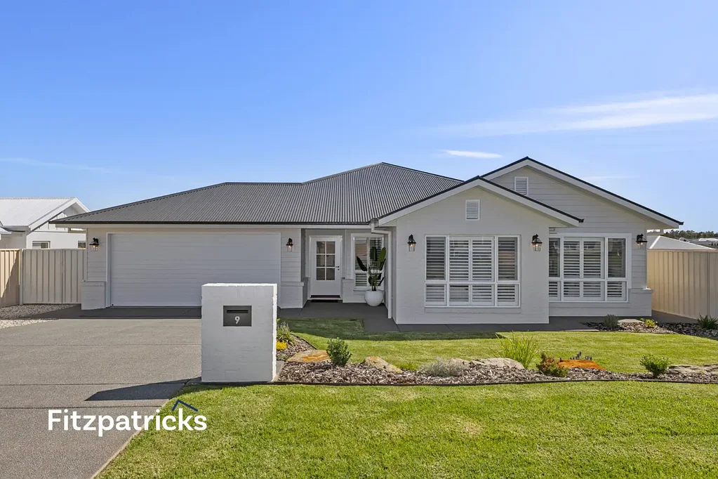 9 Tooleybuc Street, Gobbagombalin, NSW 2650