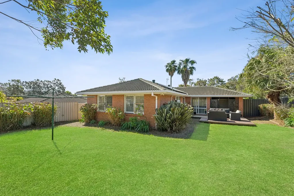 Forresters Beach 3房  Opportunity in a great Forresters Beach location