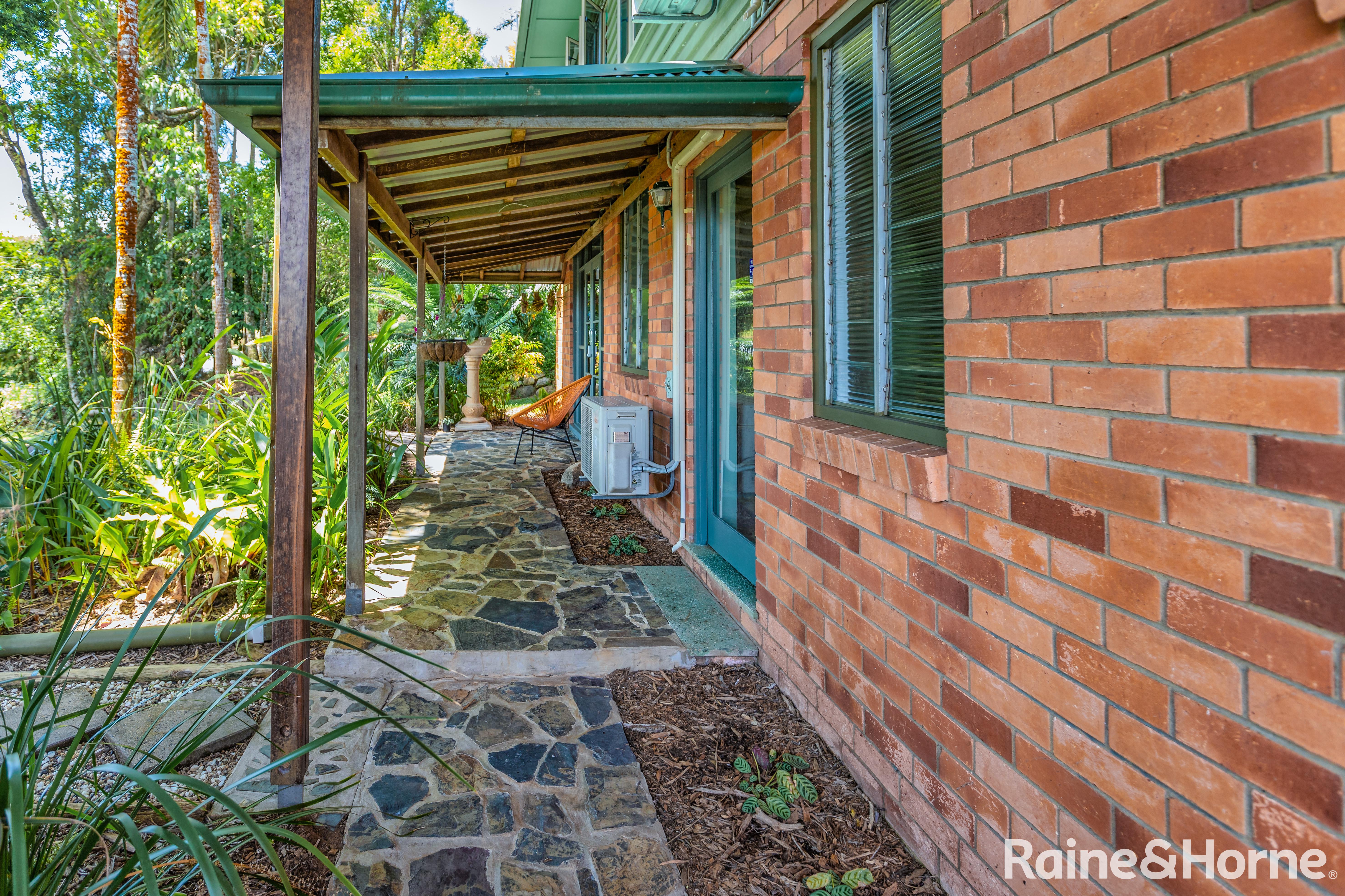 85 MOURILYAN RD, EAST INNISFAIL QLD 4860, 0 chambres, 0 salles de bain, House