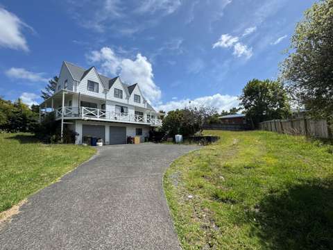 Glen Eden 4房  MORTGAGEE SALE