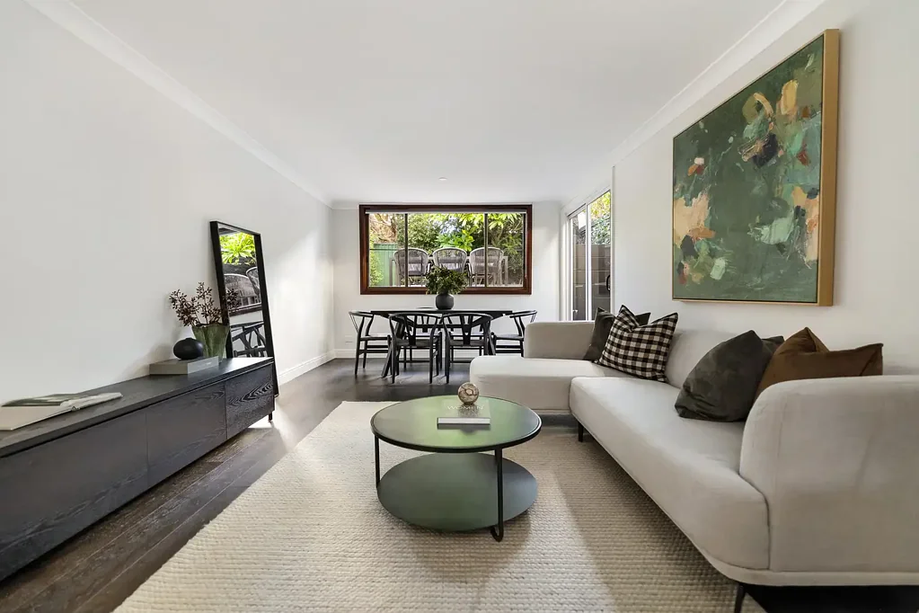 Marrickville 3chambre Spectacular freestanding home in Warren Estate