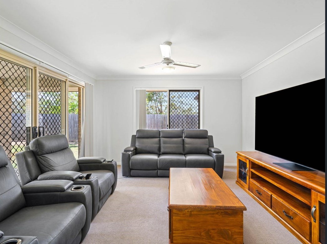 11 GORDON DR, BELLBIRD PARK QLD 4300, 0 ਕਮਰੇ, 0 ਬਾਥਰੂਮ, House