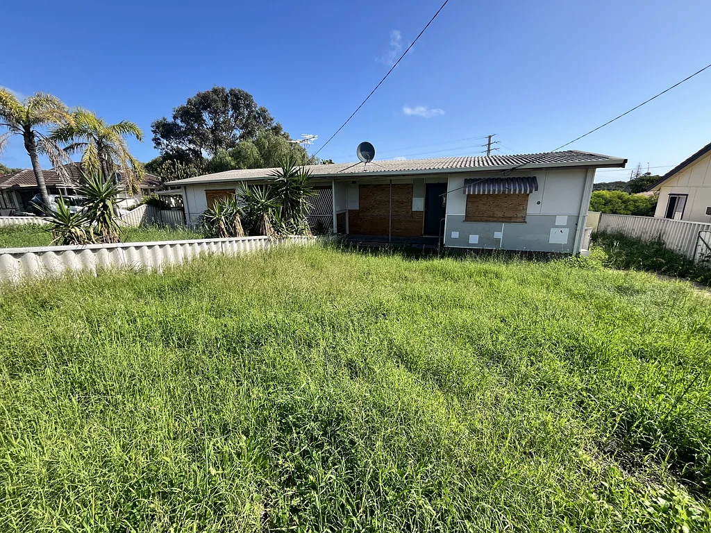 6A & B Abelia Street, Rangeway, WA 6530
