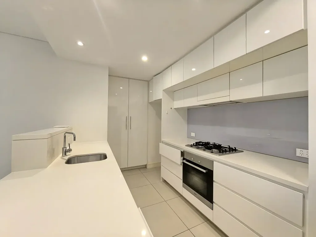 COURTYARD APARTMENT AT THE SCARBOROUGH