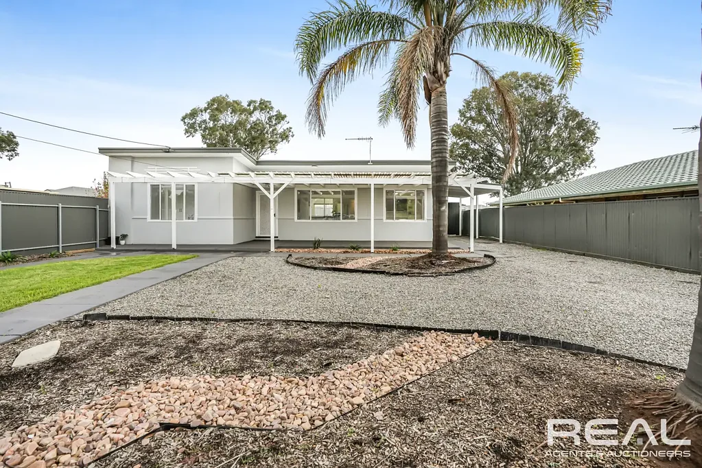 32 Murray Road, Willaston, SA 5118, 3 Bedrooms, 1 Bathrooms, House