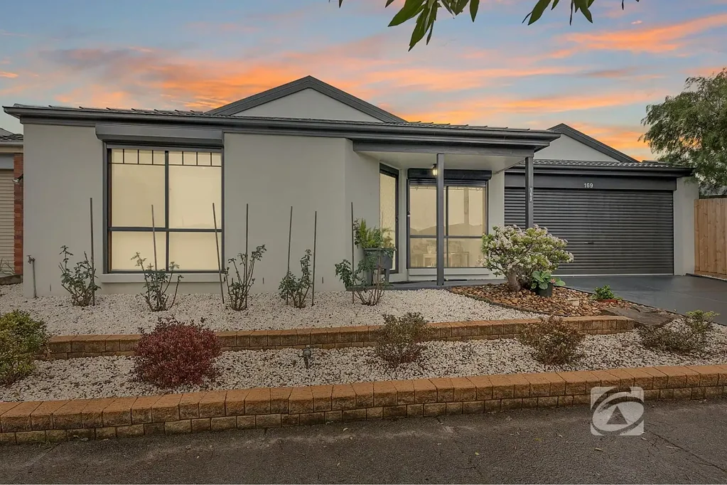 Narre Warren 3ਬੈੱਡਰੂਮ Your first step already sorted!