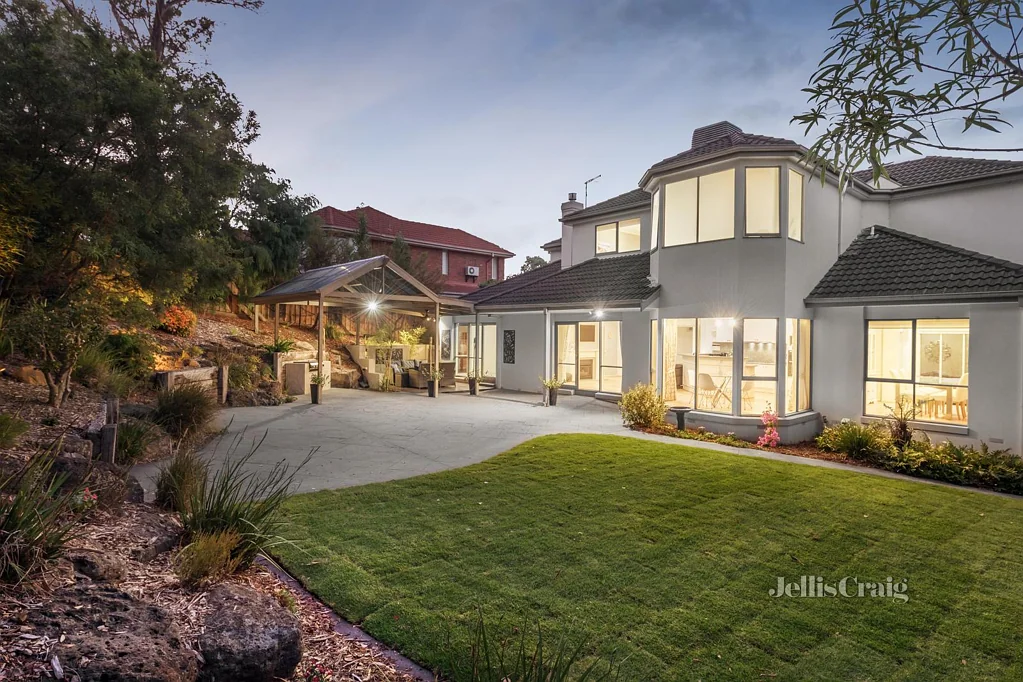19 Mulberry Court, Eltham, VIC 3095