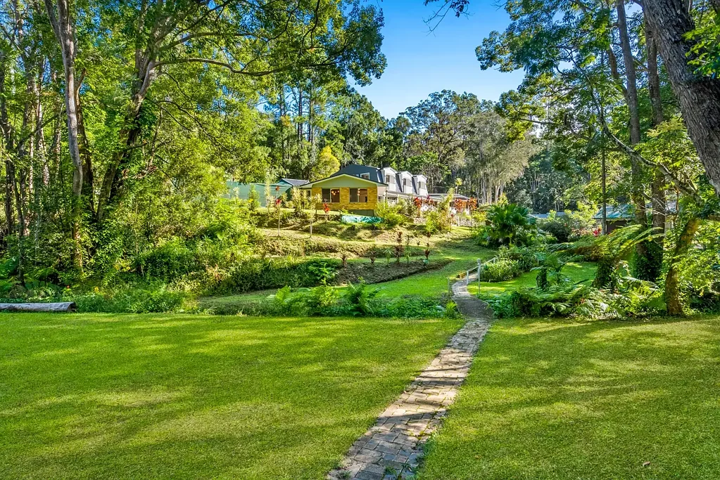 Currumbin Valley 4房  Pictureous Hideaway, Endless Possibilies