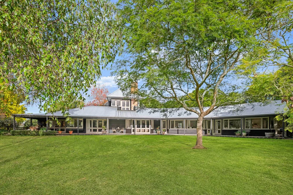 Karaka 5Moenga “Turbott Park” - A Lifestyle Masterpiece