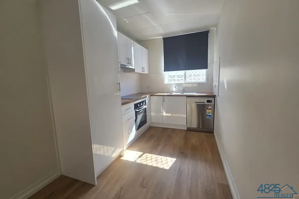 2 Bedroom unit in quiet complex