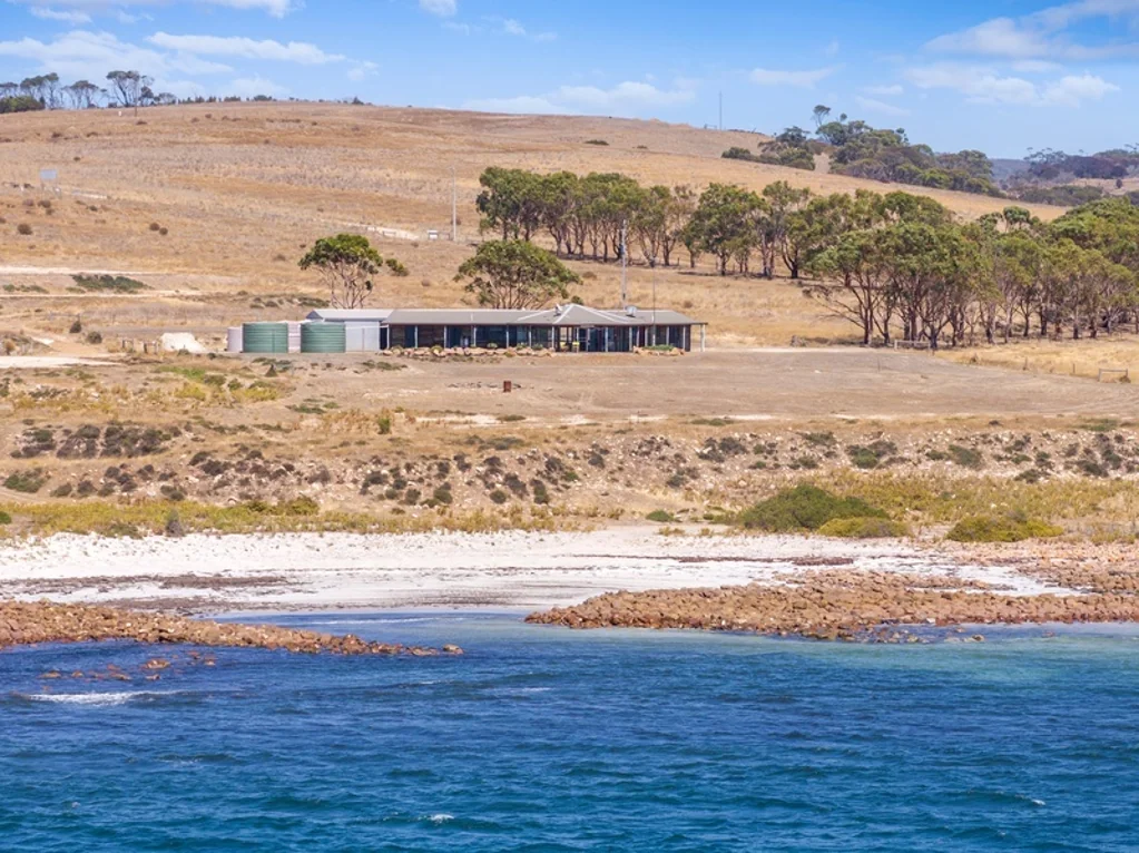 Wisanger Absolute Coastal Frontage - North Coast of KI
