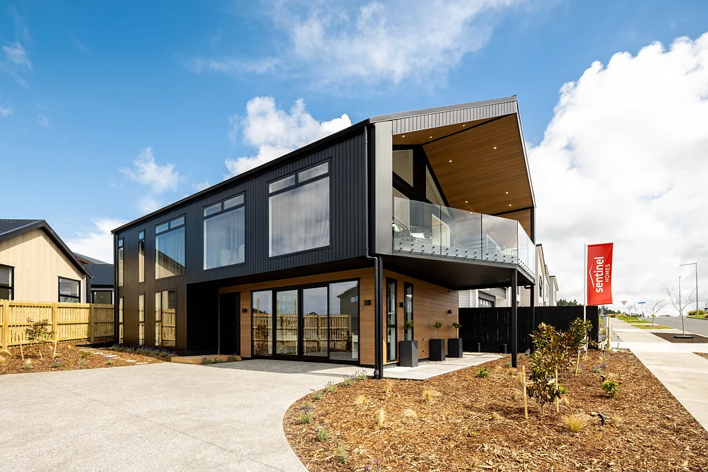 Orewa 3Phòng ngủ Award Winning Show Home - Now On the Market!