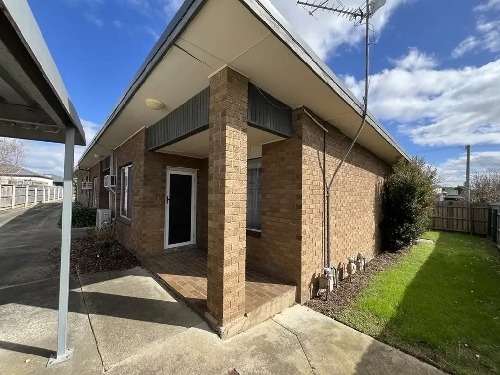 TWO BEDROOM UNIT