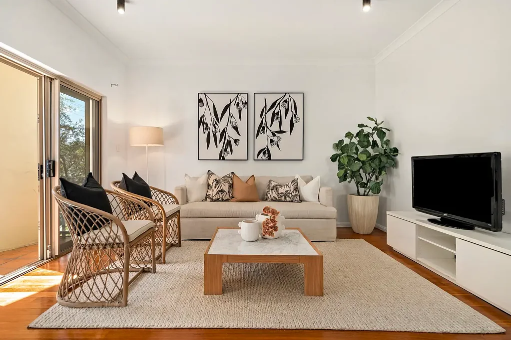 Seaforth 2 Bedroom Light-Filled Courtyard Apartment in Boutique Block