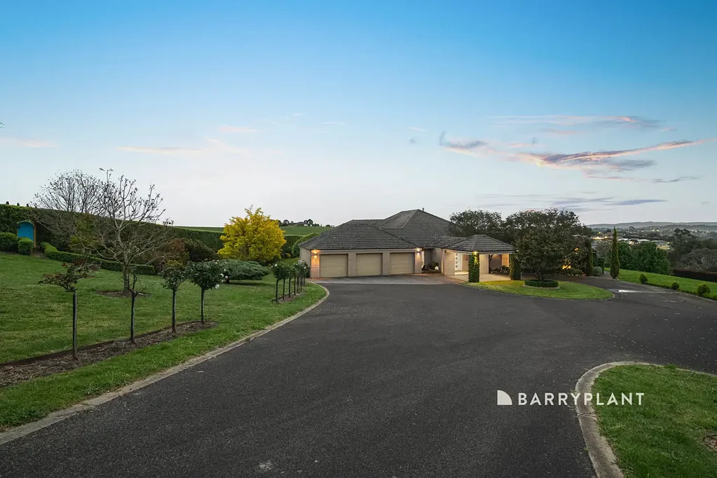 Warragul 4ਬੈੱਡਰੂਮ A Masterpiece of Lifestyle, Luxury and Space