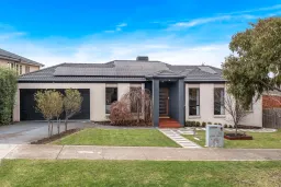 16 Long Drive, Sunbury