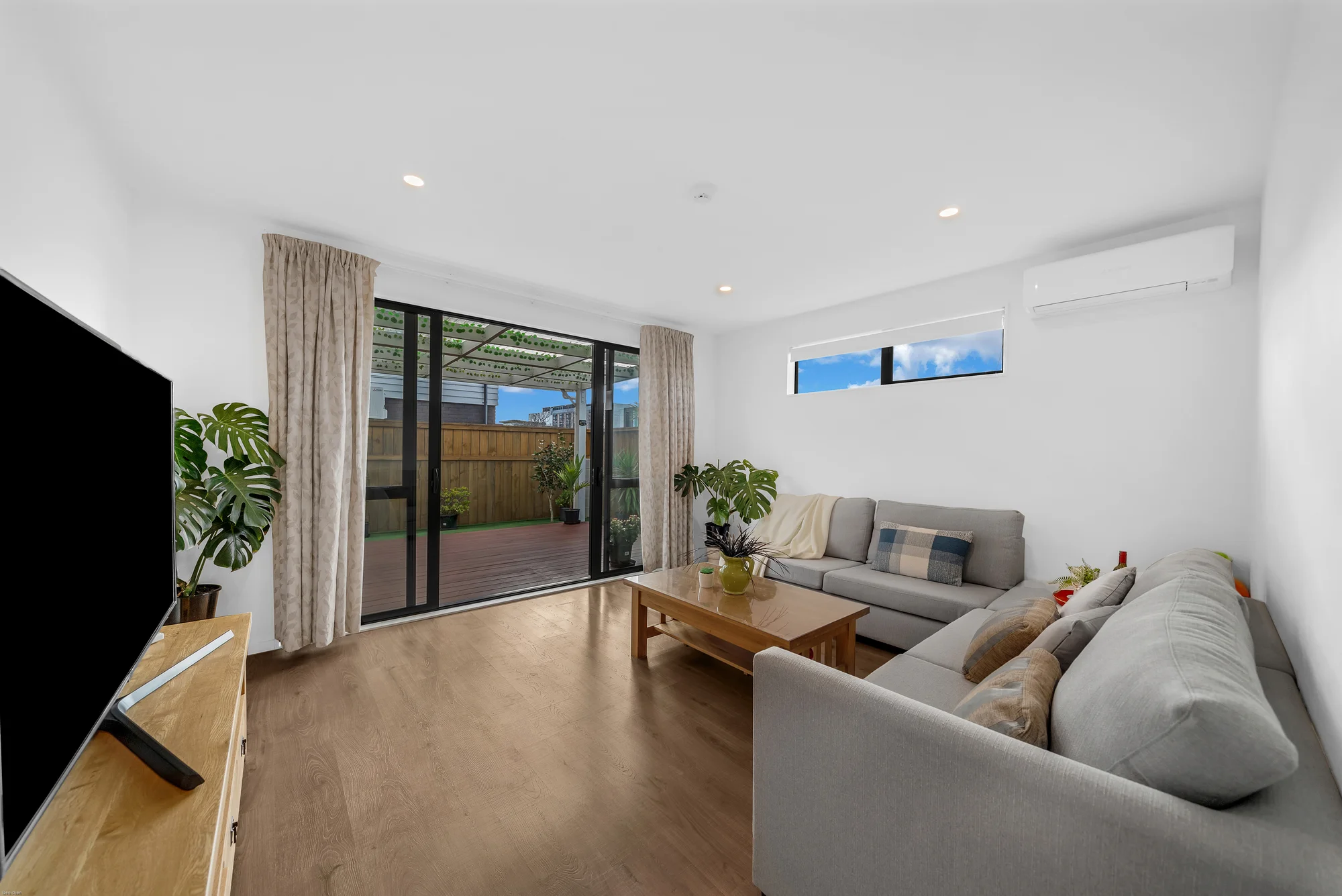 6 Manahau Lane, Flat Bush, Manukau City, Auckland, 4 Bedrooms, 2 Bathrooms, House