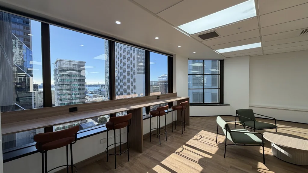 Auckland Central Fully fitted suite on Shortland Street