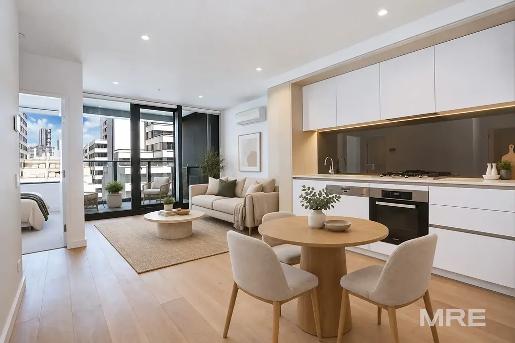 Luxury living with Yarra River & city views