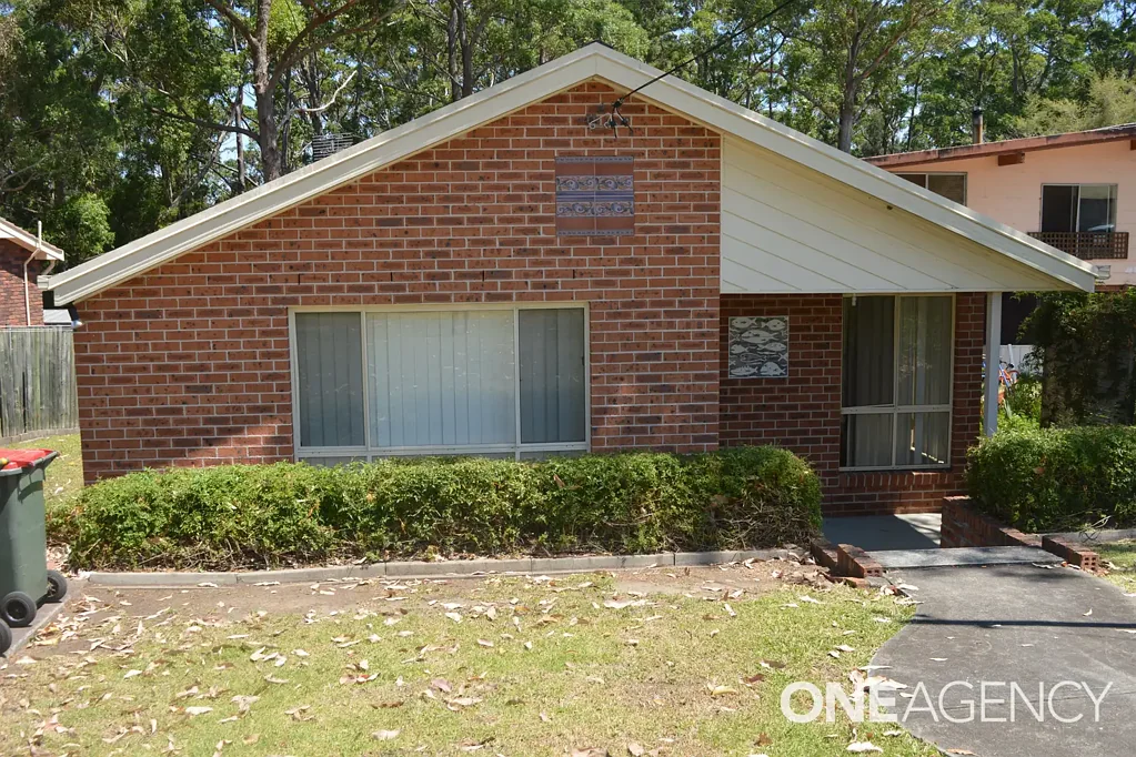 COMFORTABLE AND CONVENIENT LIVING IN A PEACEFUL BASIN VIEW POCKET