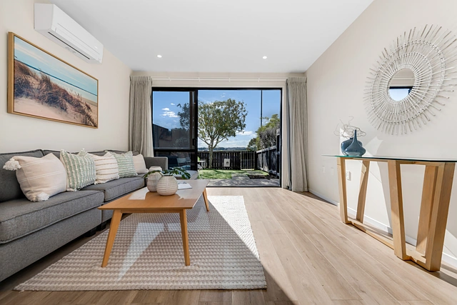 27 Walsh Road, Papakura
