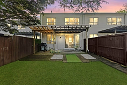 2/17 Oakland Avenue, Papatoetoe