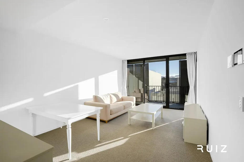 Fully Furnished 2-Bedroom Apartment with Mountain Views