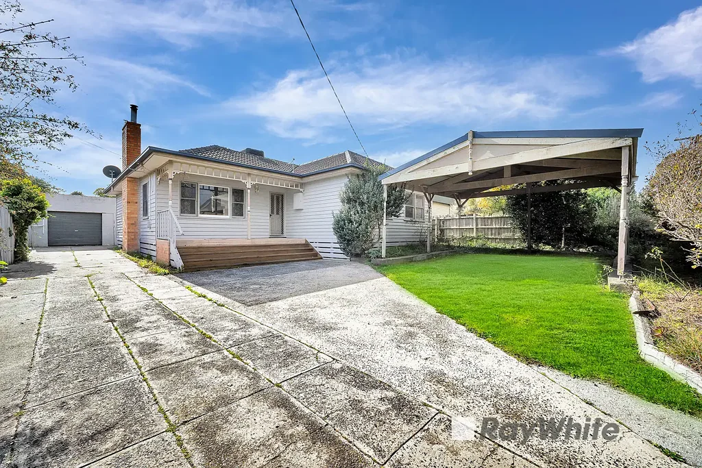 8 Alexander Street, Hallam, VIC 3803