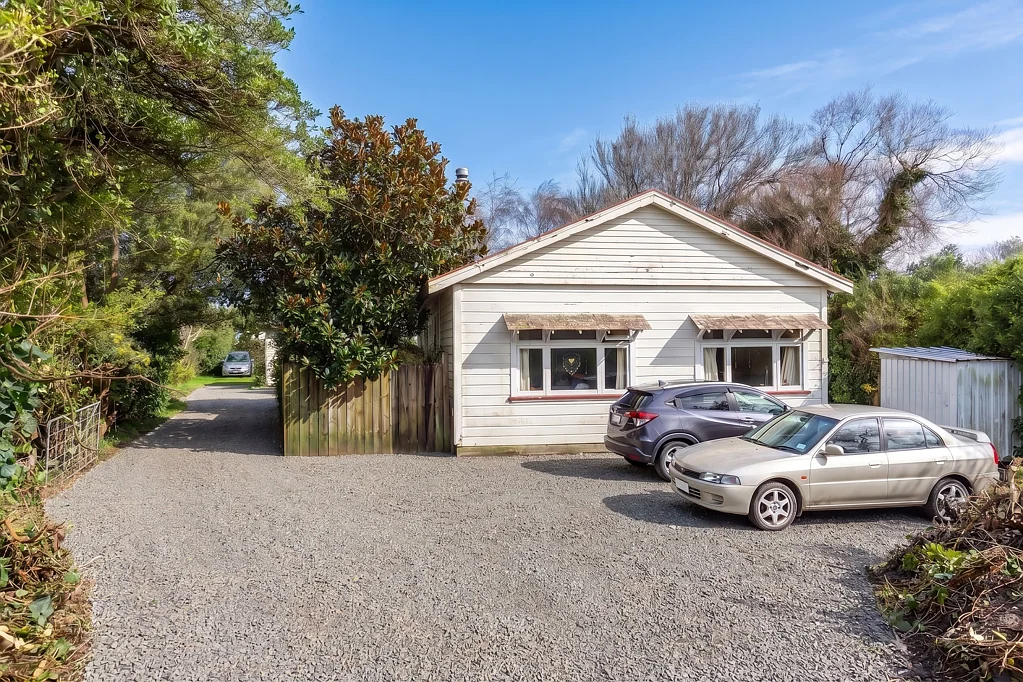 Featherston 5બેડરૂમ Double the opportunity