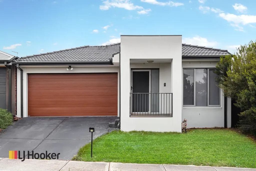 35 Natural Drive, Craigieburn, VIC 3064